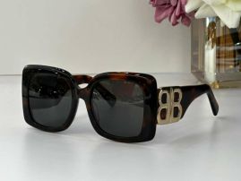 Picture of Burberry Sunglasses _SKUfw49886903fw